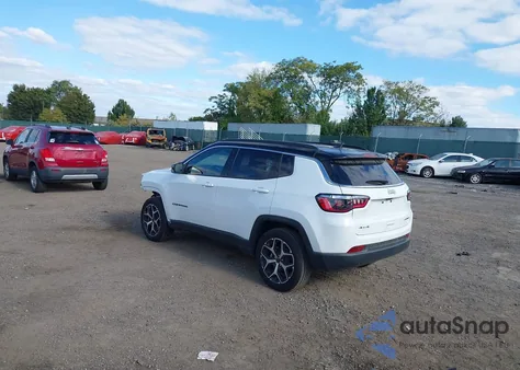 2025 Jeep Compass Limited 4X4 from USA, damaged, VIN 3C4NJDCN8ST555673